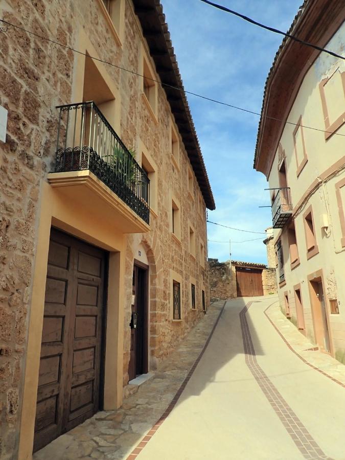 Albergue Casa De L'Aigua Beceite Exterior photo