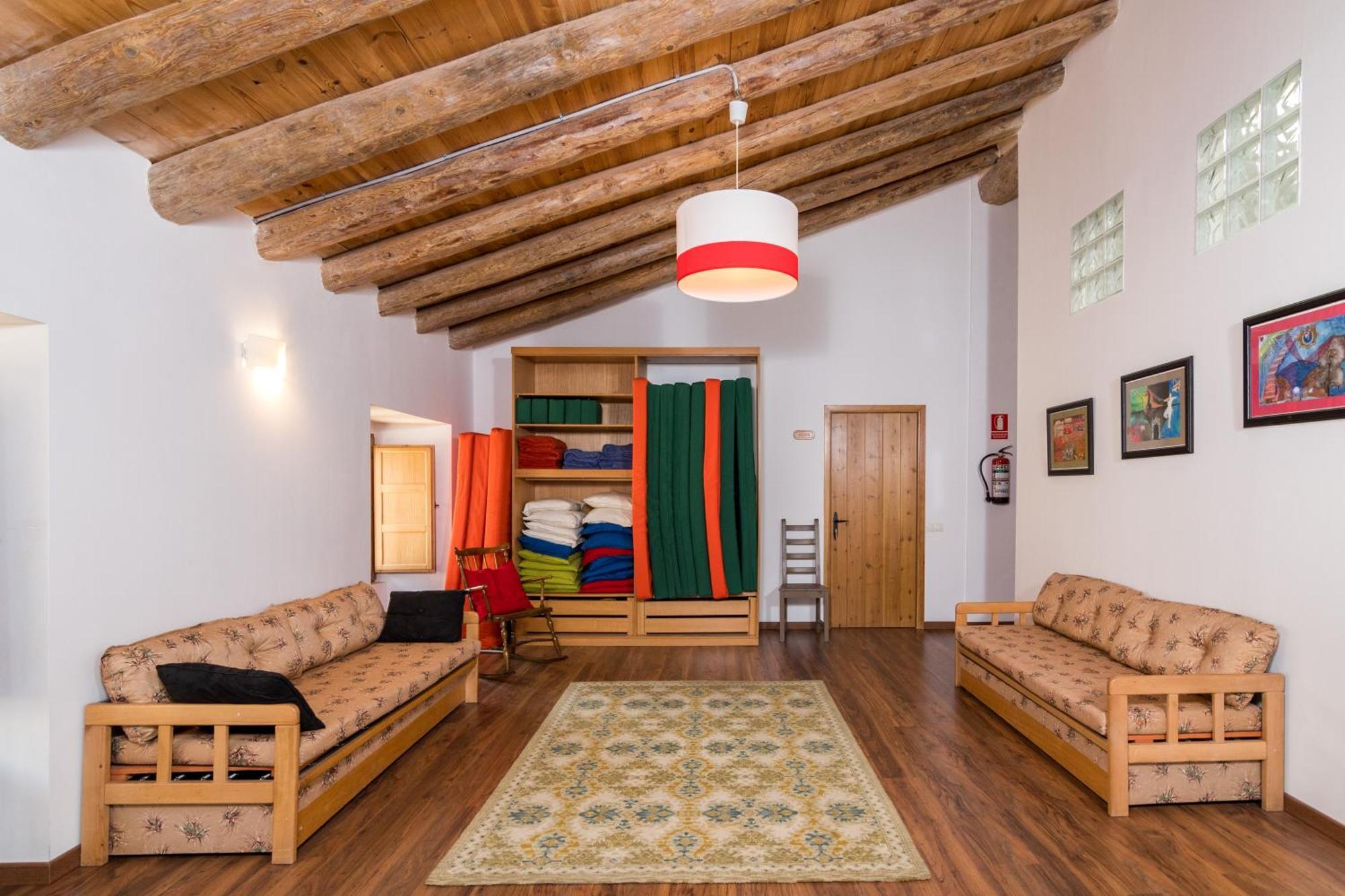 Albergue Casa De L'Aigua Beceite Exterior photo